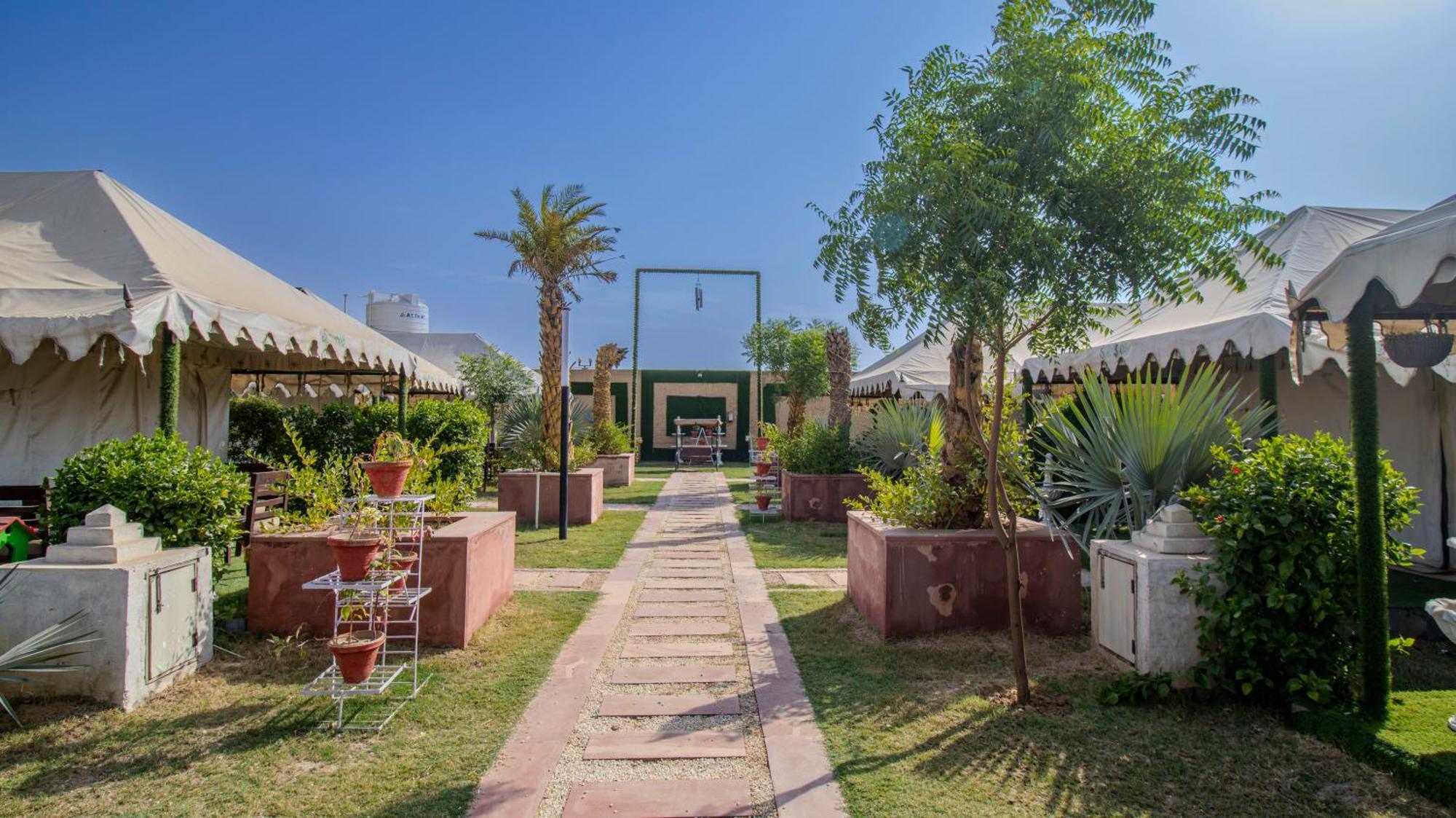 Elegance Resort Vrindavan Exterior photo